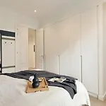 Mavi - 2 Bedrooms And Balcony In Eixample Dreta