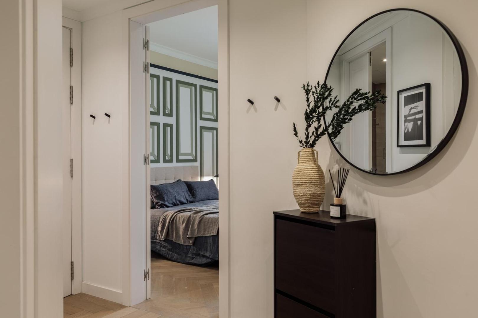 Mavi - 2 Bedrooms And Balcony In Eixample Dreta Apartment Barcelona