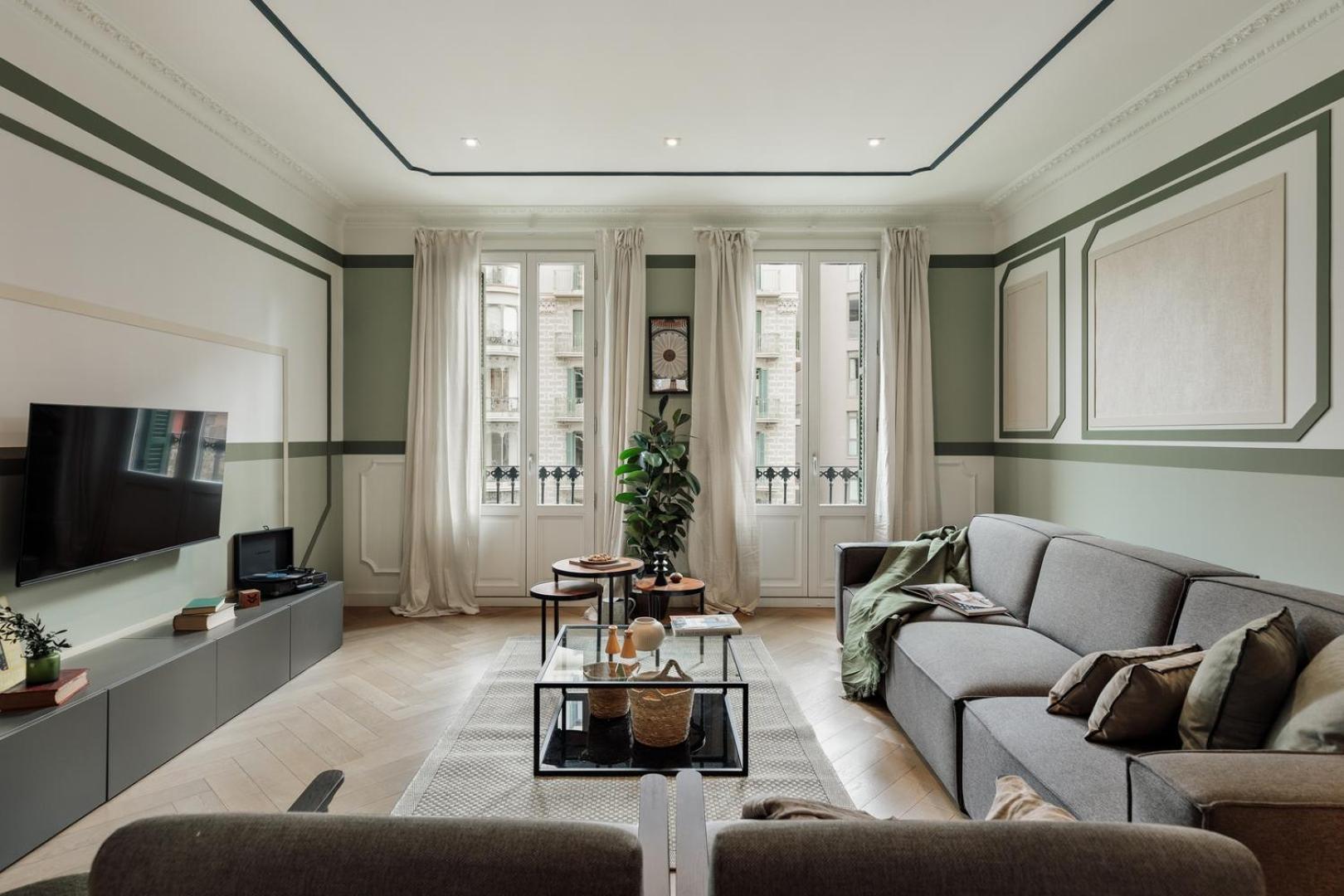 Mavi - 2 Bedrooms And Balcony In Eixample Dreta *